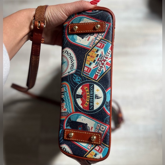 Authentic Dooney and Bourke Disney Magic Europe Tour 2018 - Picture 5 of 9